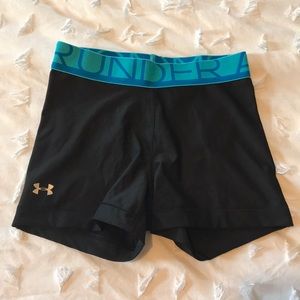 Under Armour black short compression shorts